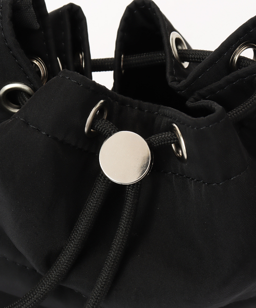 B.C STOCK（ベーセーストック）の「ナイロン巾着バッグ（ショルダーバッグ・レディース・ブラック/カーキ/ベージュ・FREE）」の18枚目の写真