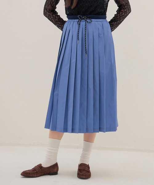 DRESSLAVE（ドレスレイブ）の「taffeta one-way tuck skirt(タフタワンウェイタックスカート)（スカート・レディース・ベージュ/ブルー・38）」の11枚目の写真