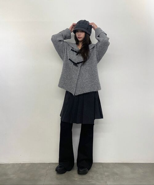 Miseki SEOUL(ミセキソウル)の「Wabi origami pleats midi skirt CHARCOAL(スカート・レディース・その他・2/1)」の3枚目の写真