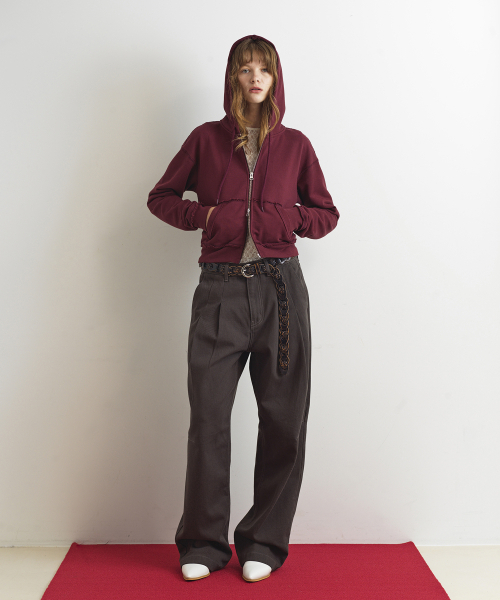 AOPT（アオプト）の「RAW CUT HOODIE ZIP-UP - WINE（パーカー・レディース・その他・SMALL/MEDIUM）」の3枚目の写真