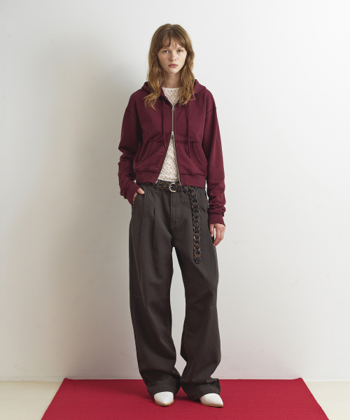 AOPT（アオプト）の「RAW CUT HOODIE ZIP-UP - WINE（パーカー・レディース・その他・SMALL/MEDIUM）」の4枚目の写真