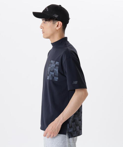 【ホワイト】ロゴジオメトリック柄 ハーフスリーブ モックネック プルオーバー (MENS) セール】【直営店舗・公式オンライン限定】ロゴジオメトリック柄