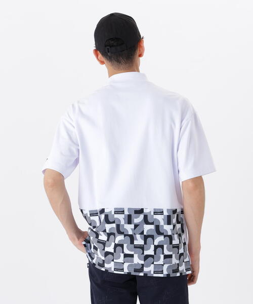 【ホワイト】ロゴジオメトリック柄 ハーフスリーブ モックネック プルオーバー (MENS) セール】【直営店舗・公式オンライン限定】ロゴジオメトリック柄