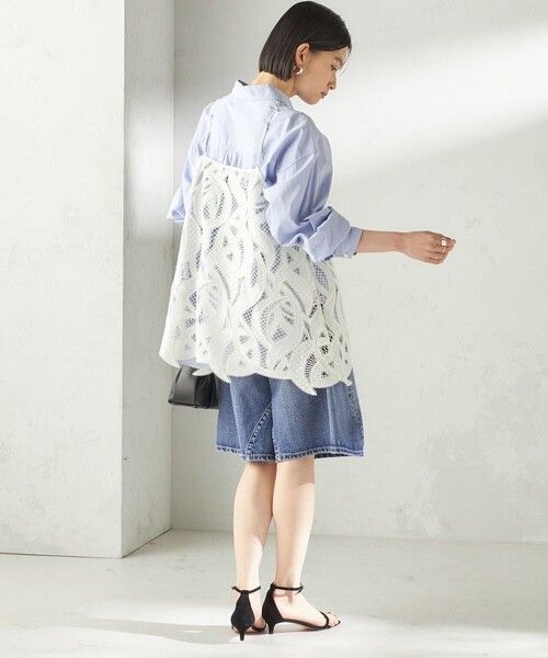 SHIPS(シップス)の「〈手洗い可能〉刺繍 スカラップ レース キャミソール(キャミソール・レディース・ナチュラル・ONE SIZE)」の4枚目の写真