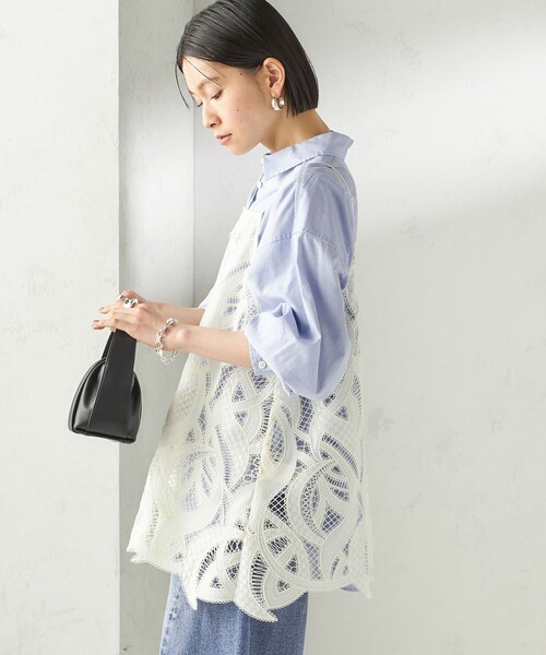 SHIPS(シップス)の「〈手洗い可能〉刺繍 スカラップ レース キャミソール(キャミソール・レディース・ナチュラル・ONE SIZE)」の7枚目の写真