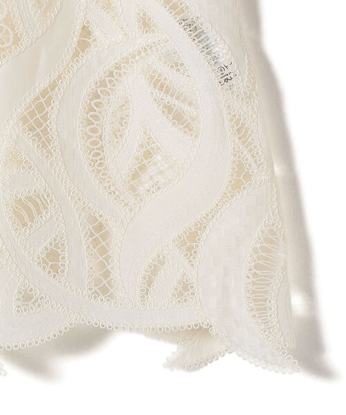 SHIPS(シップス)の「〈手洗い可能〉刺繍 スカラップ レース キャミソール(キャミソール・レディース・ナチュラル・ONE SIZE)」の20枚目の写真