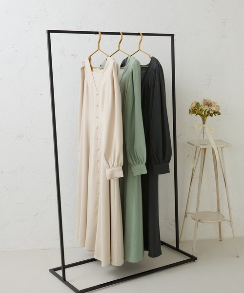Louiosy(ルオシー)の「【大きいサイズ】ボタンデザインワンピース(ワンピース・レディース・チャコールグレー/アイボリー/グリーン・X-LARGE/3L/4L)」の14枚目の写真