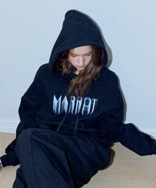 MARROT(マロット)の「パイピングフードパーカー_ブラック(パーカー・レディース・その他・MEDIUM/LARGE)」の3枚目の写真