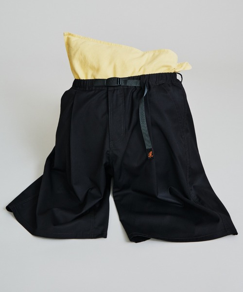 Gramicci(グラミチ)の「【別注】Gramicci / スラックス ショーツ(スラックス・メンズ・グレー/ブラック・S/M/L/XL)」の1枚目の写真