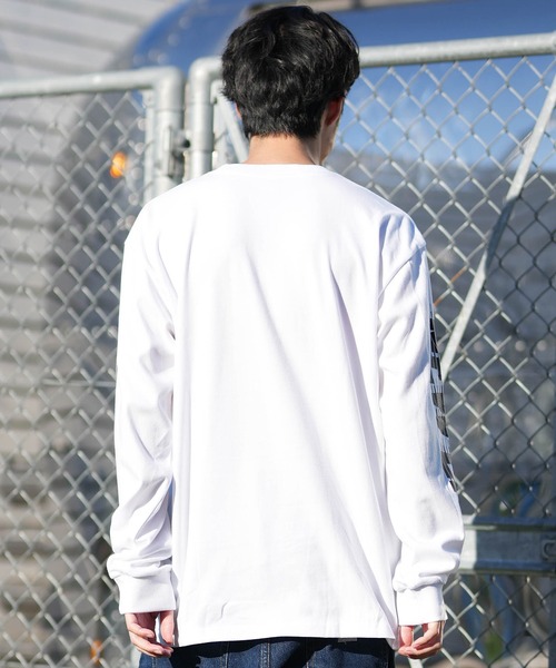 NEW ERA(ニューエラ)の「NEW ERA/ニューエラ ロンT メンズ パフォーマンス Tシャツ Flash Logo(Tシャツ/カットソー・メンズ・ブラック/ホワイト・XL/L/M/XXL)」の4枚目の写真