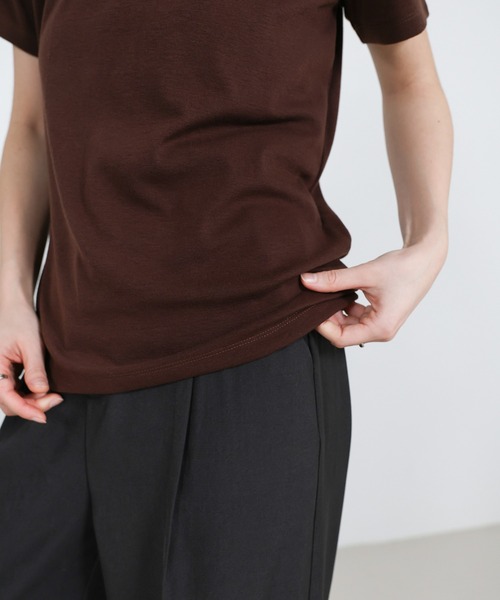 select MOCA(セレクトモカ)の「ソフトタッチシンプルデイリーTシャツ(Tシャツ/カットソー・レディース・スミクロ/ブラウン/ブラック/アイボリー・FREE)」の18枚目の写真