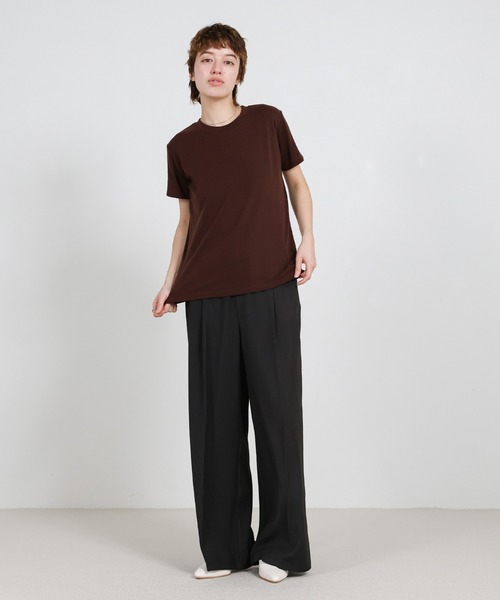 select MOCA(セレクトモカ)の「ソフトタッチシンプルデイリーTシャツ(Tシャツ/カットソー・レディース・スミクロ/ブラウン/ブラック/アイボリー・FREE)」の13枚目の写真