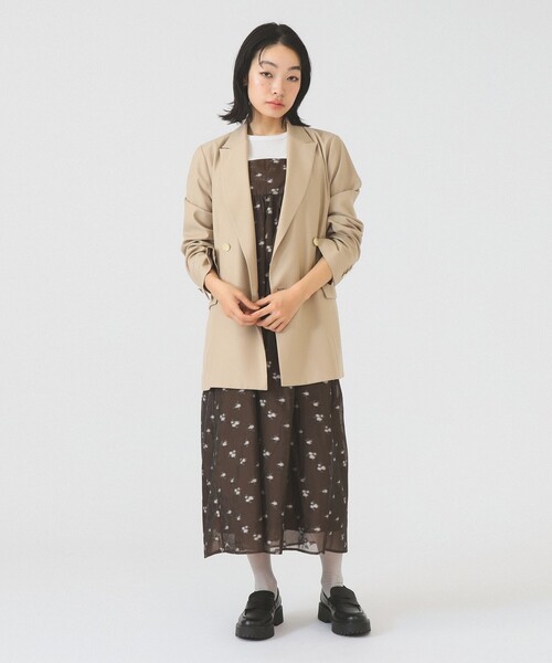 Ray BEAMS（レイビームス）の「4ボタン ダブル ブレザー（テーラードジャケット・レディース・ベージュ/ネイビー・0/1）」の12枚目の写真