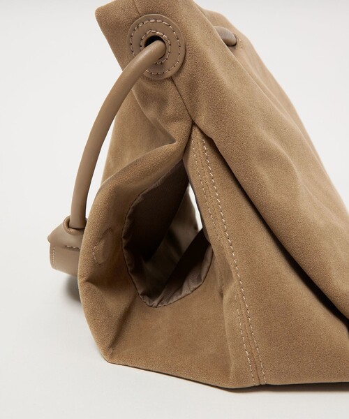 BEAUTY&YOUTH UNITED ARROWS（ビューティーアンドユースユナイテッドアローズ）の「スエードライク チャーム ドロスト バッグ（ショルダーバッグ・レディース・ダークブラウン/ベージュ・FREE）」の15枚目の写真