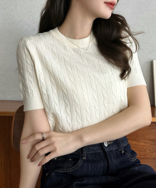 Eclat one（エクラワン）の「【Eclat one】ケーブル編み コンパクト 半袖 ニット（ニット/セーター・レディース・ライトブルー/グレー/ホワイト/イエロー・FREE）」の5枚目の写真