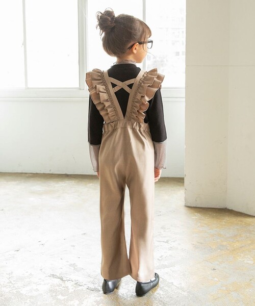 BRANSHES（ブランシェス）の「フリルサロペット（サロペット/オーバーオール・キッズ・ブラウン/チャコールグレー・100/140/150/130/120/110/90）」の7枚目の写真