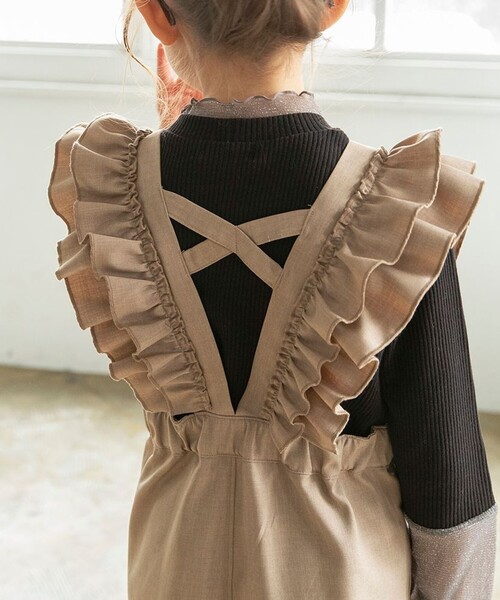 BRANSHES（ブランシェス）の「フリルサロペット（サロペット/オーバーオール・キッズ・ブラウン/チャコールグレー・100/140/150/130/120/110/90）」の9枚目の写真