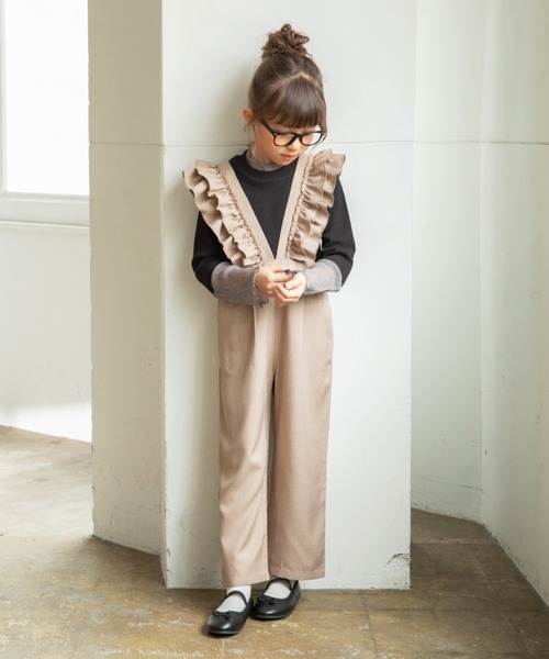 BRANSHES（ブランシェス）の「フリルサロペット（サロペット/オーバーオール・キッズ・ブラウン/チャコールグレー・150/140/110/90/130/100/120）」の9枚目の写真