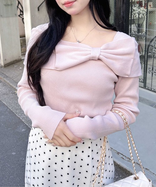 INGNI（イング）の「リボンオフショルニット（ニット/セーター・レディース・レッド/ピンク/ブラック/アイボリー・M）」の22枚目の写真