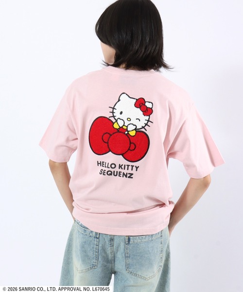 sanrio(サンリオ)の「HELLO KITTY EMBROIDERY TEE/ハローキティ サガラ刺繍 バックプリントTシャツ/ピチT・ビッグシルエット(Tシャツ/カットソー・レディース・ブラック/ライトブルー/ホワイト/ピンク・S/M/L)」の18枚目の写真