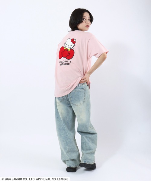sanrio(サンリオ)の「HELLO KITTY EMBROIDERY TEE/ハローキティ サガラ刺繍 バックプリントTシャツ/ピチT・ビッグシルエット(Tシャツ/カットソー・レディース・ブラック/ライトブルー/ホワイト/ピンク・S/M/L)」の21枚目の写真