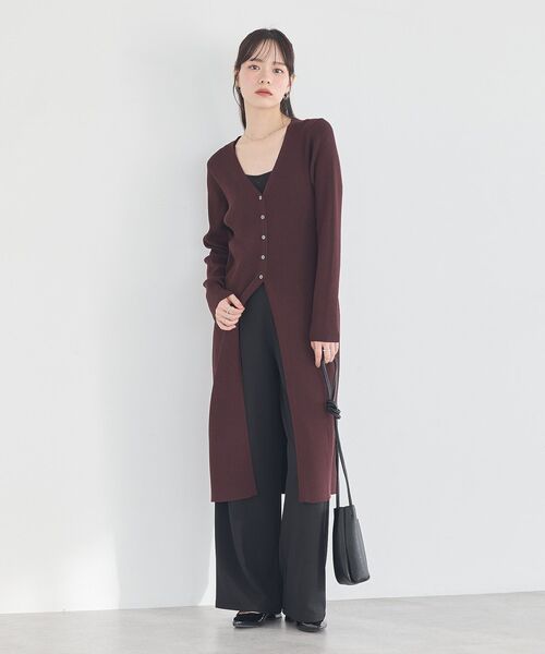 earth music&ecology（アースミュージックアンドエコロジー）の「【2026SS】Vネックニットワンピース（ワンピース・レディース・ブラック/ベージュ/ブラウン・FREE）」の7枚目の写真