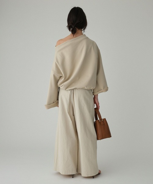 BABYLONE（バビロン）の「ヘムドロスト裏毛プルオーバー（スウェット・レディース・ホワイト/グレー/ベージュ・フリー）」の4枚目の写真