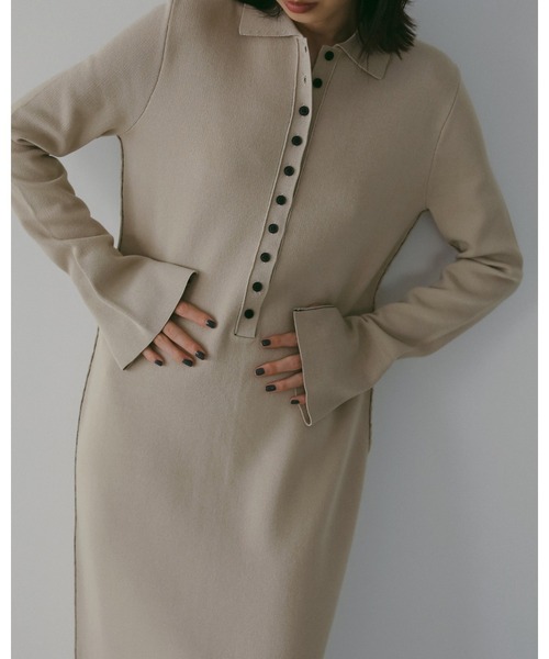 anuke(アンヌーク)の「Knit Polo Onepiece(ワンピース・レディース・チャコールグレー/ベージュ・36inch/38inch)」の4枚目の写真
