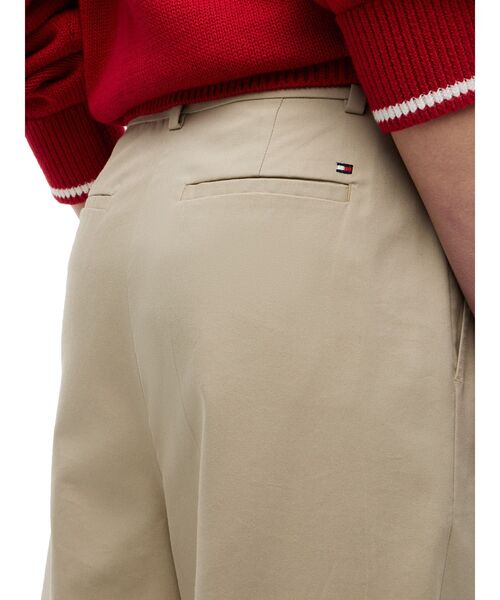 TOMMY HILFIGER(トミーヒルフィガー)の「テンセルチノリラックスパンツ(チノパンツ・レディース・ベージュ/マルチ・34inch/36inch/38inch)」の5枚目の写真