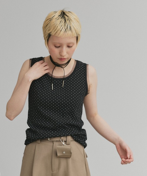 ad thie（アドティエ）の「チュール リブ タンクトップ（タンクトップ・レディース・ブラック/グレイッシュベージュ/オフホワイト/ブラウン/ホワイト系/チャコール/ブラック系/アイボリー系・MEDIUM/LARGE/LL）」の12枚目の写真