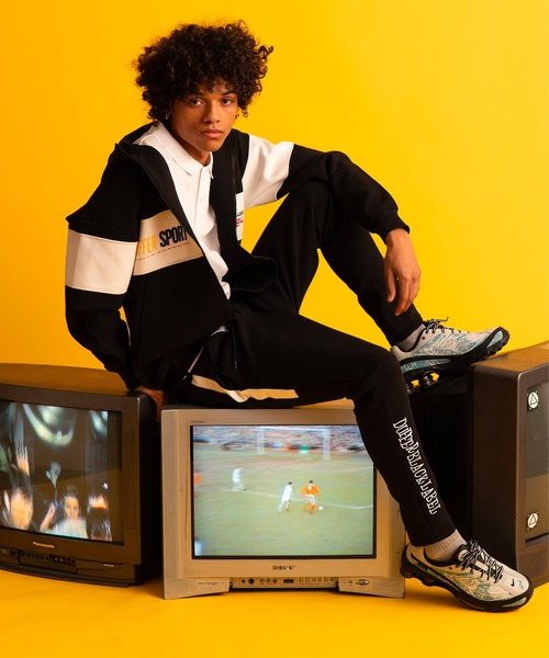 The DUFFER of ST.GEORGE(ザダファーオブセントジョージ)の「〔BLACK LABEL〕SORONA PONTE RIB POLO SHIRT:ソロナブレンド ポンチ リブ ポロシャツ(ポロシャツ・メンズ・グレー/ホワイト/ブラック・X-LARGE/LARGE/MEDIUM)」の4枚目の写真