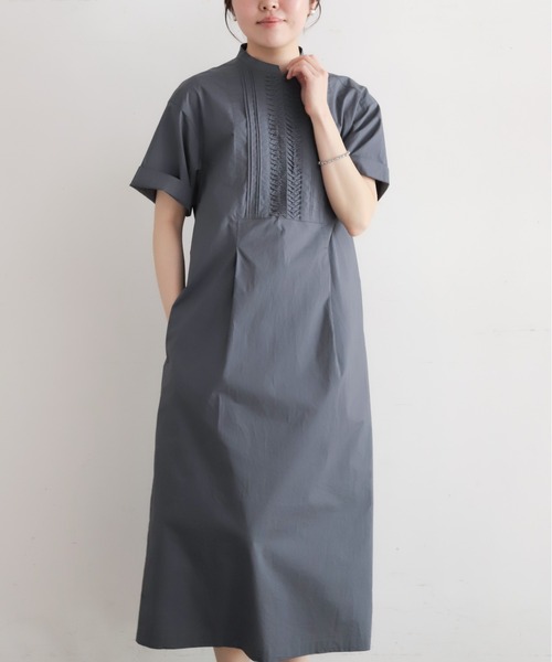 NOMBRE IMPAIR（ノンブルアンペール）の「ねじりピンタックタイプライター　スキッパーワンピース（ワンピース・レディース・チャコールグレー/ブルー・FREE）」の3枚目の写真