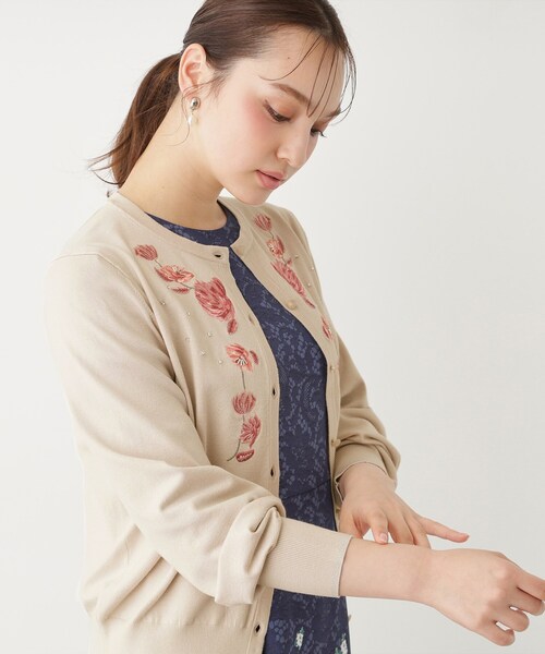 Sunauna(スーナウーナ)の「【SS~Lサイズ展開/フラワー刺繍】クラフトカーディガン(カーディガン/ボレロ・レディース・ナチュラル/パープル/ネイビー・34/38/40)」の18枚目の写真