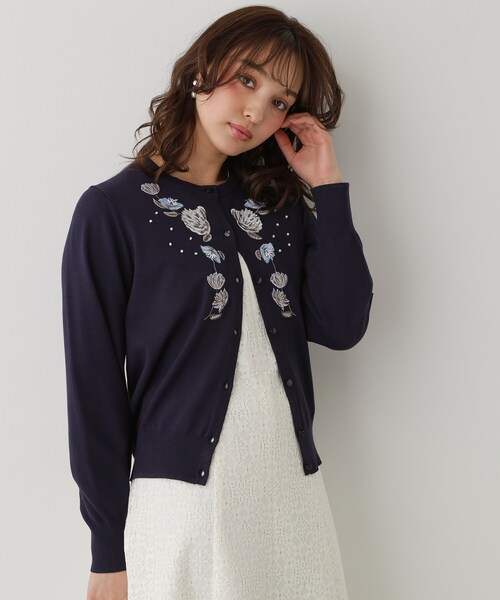 Sunauna(スーナウーナ)の「【SS~Lサイズ展開/フラワー刺繍】クラフトカーディガン(カーディガン/ボレロ・レディース・ナチュラル/パープル/ネイビー・34/38/40)」の9枚目の写真