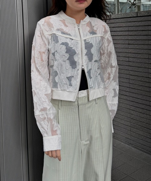&g'aime（アンジェム）の「【&ｇ'aime 】シアージャカードブルゾン　Sheer Jacquard Blouson（ノーカラージャケット・レディース・ホワイト/ブラック・FREE）」の9枚目の写真