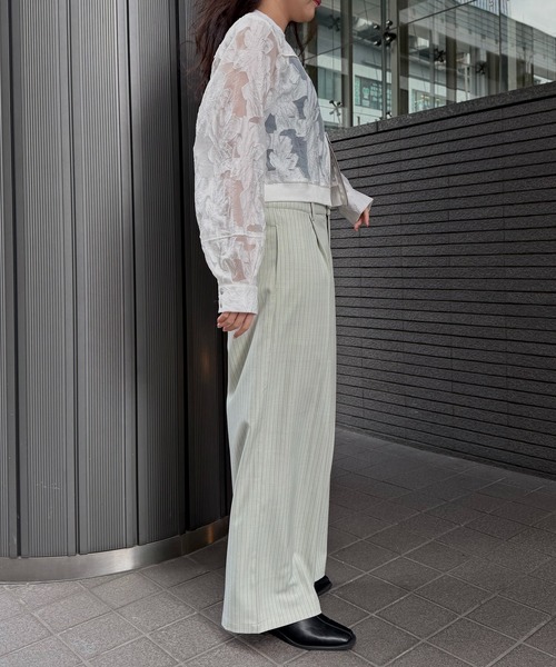 &g'aime（アンジェム）の「【&ｇ'aime 】シアージャカードブルゾン　Sheer Jacquard Blouson（ノーカラージャケット・レディース・ホワイト/ブラック・FREE）」の4枚目の写真