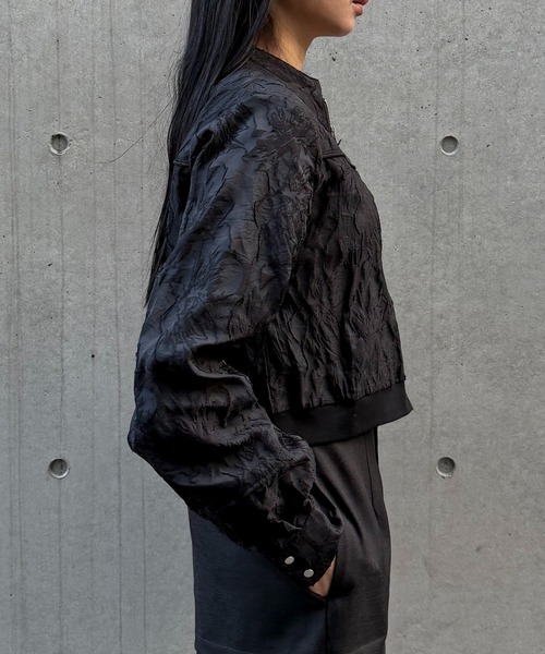 &g'aime（アンジェム）の「【&ｇ'aime 】シアージャカードブルゾン　Sheer Jacquard Blouson（ノーカラージャケット・レディース・ホワイト/ブラック・FREE）」の16枚目の写真