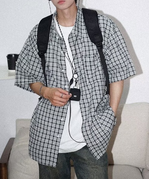 WYZ wear（ダブリューワイジィーウェア）の「チェック柄半袖シャツ/ユニセックス（シャツ/ブラウス・メンズ・ネイビー/ブラック・M/L）」の11枚目の写真