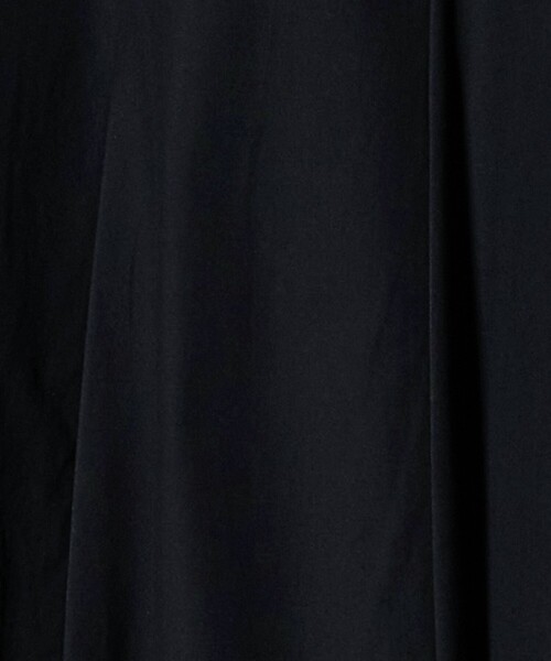 UNITED ARROWS(ユナイテッドアローズ)の「バイアス フレア チュニック ブラウス ‐ウォッシャブル‐(シャツ/ブラウス・レディース・オフホワイト/ネイビー/ライラック/その他8・36/38)」の7枚目の写真