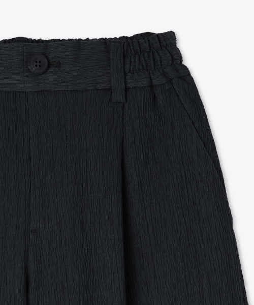 MUSINSA STANDARD KIDS（ムシンサスタンダードキッズ）の「クリンクルワンタックワイドバンディングパンツ[ブラック]（その他パンツ・レディース・その他・100/110/120/130/140/150/160）」の6枚目の写真