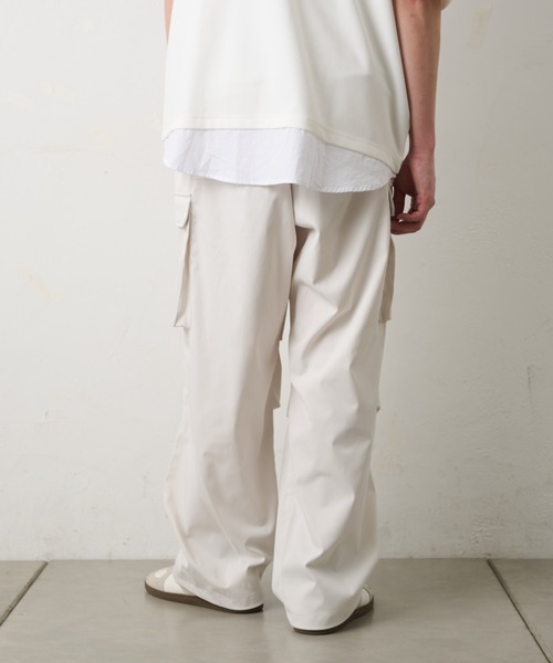 COLONY 2139（コロニートゥーワンスリーナイン）の「ストレッチツイルカーゴパンツ（カーゴパンツ・メンズ・ブラック/ホワイト/ブラウン・LARGE/MEDIUM）」の6枚目の写真