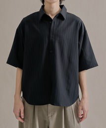 epnok（エプノック）の「ファンクショナルベーシックルーズレギュラーカラー半袖シャツ（シャツ/ブラウス）」