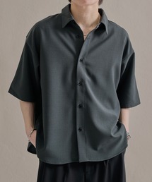 epnok（エプノック）の「ファンクショナルベーシックルーズレギュラーカラー半袖シャツ（シャツ/ブラウス）」