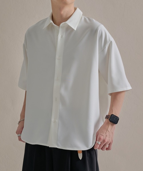 epnok（エプノック）の「ファンクショナルベーシックルーズレギュラーカラー半袖シャツ（シャツ/ブラウス・メンズ・ミント/イエロー/ピンク系1/ブラック系1/グレー系1/ネイビー系1/ピンク/ワイン系1/ホワイト系1/ホワイト系2/ブラック/ライトブルー/オフホワイト/チャコールグレー/ベージュ系1/ブルー/ブルー系1/ブラウン系1/ブラック系2・SMALL/MEDIUM/LARGE）」の20枚目の写真