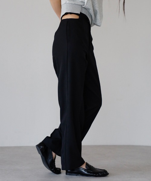 ENC（エンク）の「waist belt design straight pants / ウエストベルトデザインストレートパンツ（その他パンツ・レディース・ベージュ系その他/ブラック・FREE）」の13枚目の写真