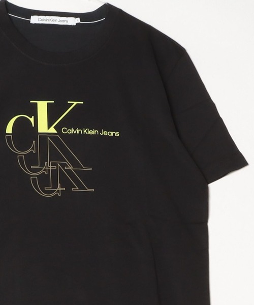Calvin Klein Jeans(カルヴァンクラインジーンズ)の「Calvin Klein Jeans/ カルバンクラインジーンズ CK MOBOGRAM ECHO GRAPHIC TEE CKロゴ クルーネック コットンTシャツ(Tシャツ/カットソー・メンズ・ブラック/ホワイト・L/M/S)」の1枚目の写真