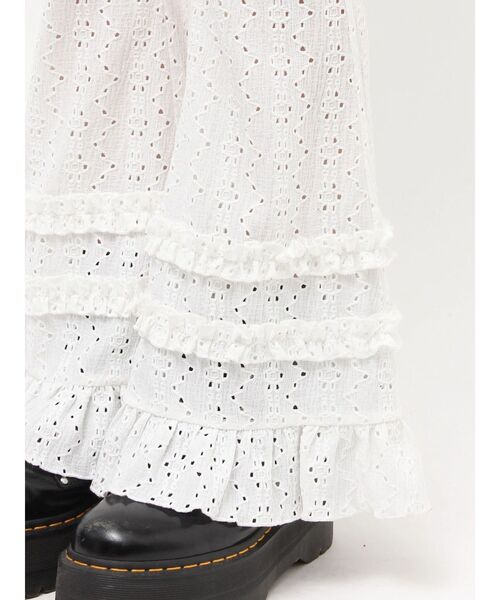 jouetie(ジュエティ)の「レースフリルフィットフレアパンツ(その他パンツ・レディース・ブルー/オフホワイト/ブラック・MEDIUM)」の22枚目の写真