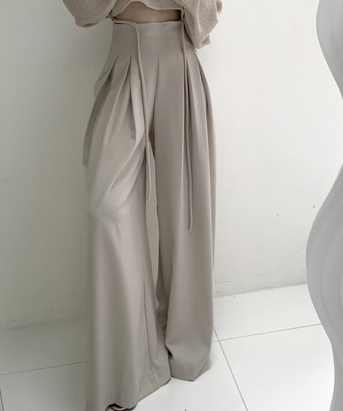 by LEGNA(バイレグナ)の「ハイウエストタックワイドパンツ(その他パンツ・レディース・ブラック/ダークブラウン/オフホワイト・SMALL/MEDIUM/LARGE)」の21枚目の写真