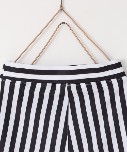 LOWRYS FARM（ローリーズファーム）の「ＳＷＩＭ／ストライプＳＥＴ　 661573（水着・キッズ・ブラック/ベージュ・110cm/130cm/120cm）」の16枚目の写真