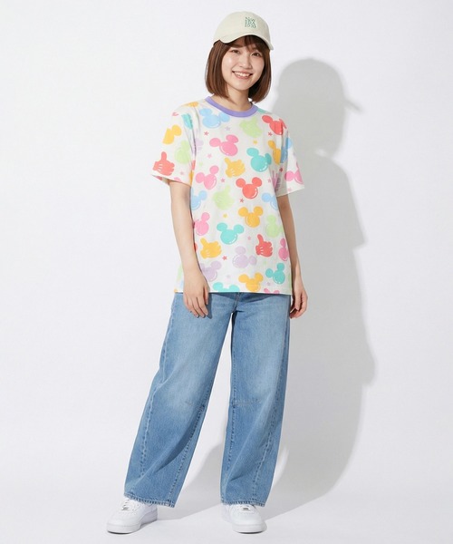 Disney(ディズニー)の「親子お揃い ディズニー WEB限定 パステル総柄Tシャツ 1485A(Tシャツ/カットソー・メンズ・ホワイト・ユニセックスS/ユニセックスM/ユニセックスL/ユニセックスXL)」の4枚目の写真